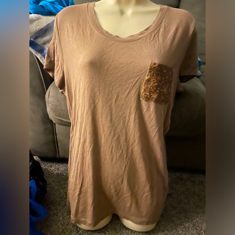 Large Ellen Tracy Shirt with Glitter Pocket